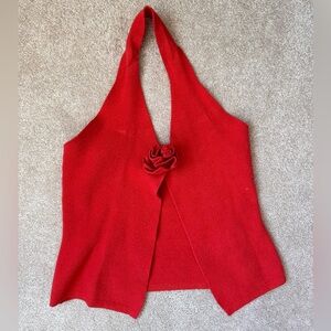 Red flower detail top